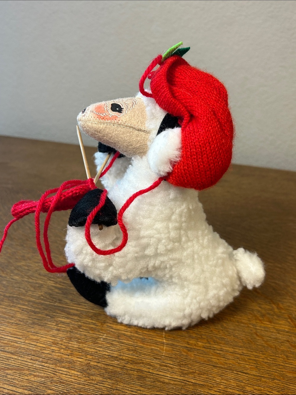 Annalee Holiday Plush Trio collection Knitting Llama, Reindeer, Snowman ornament - Picture 4 of 12